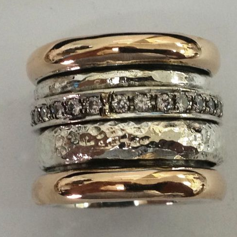 Vintage-Ring aus massivem Gold