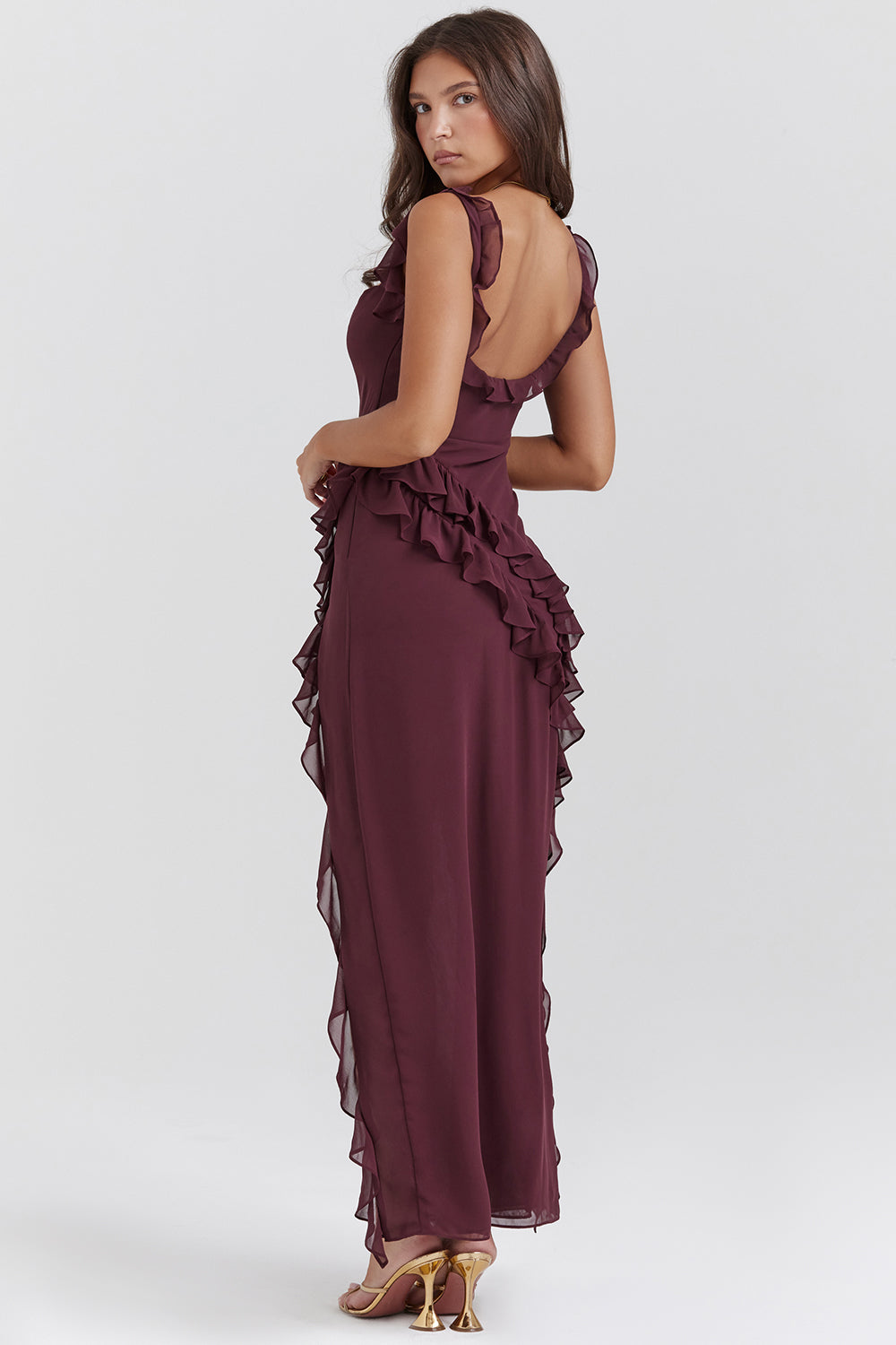 Lola - Langes Kleid mit Volants und Öffnung