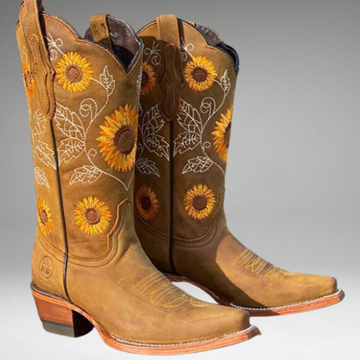 Luna – Stiefel im Bohème-Stil