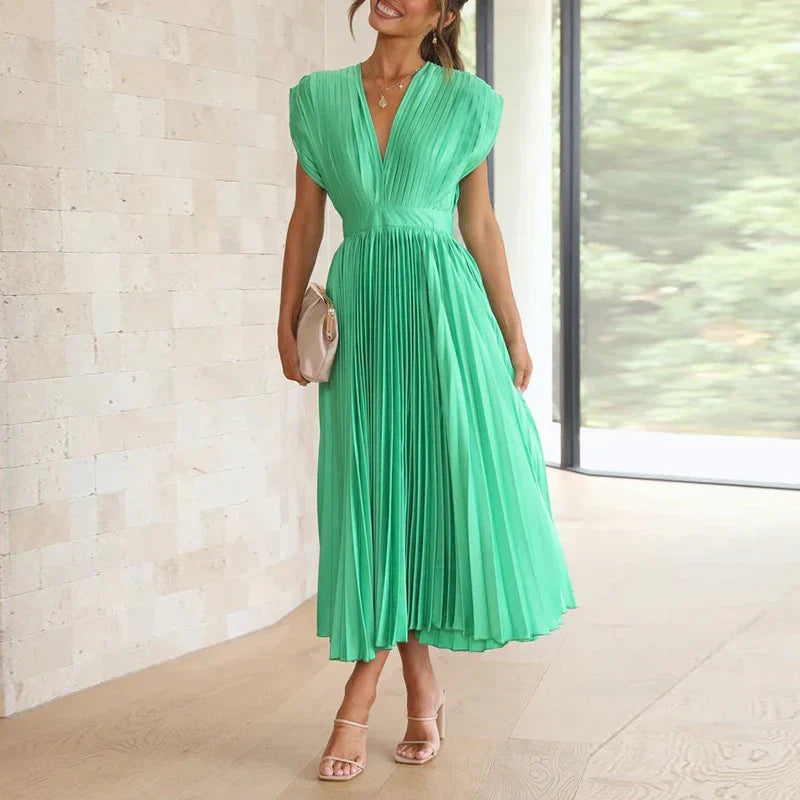 Adela | Elegantes Plissiertes Maxikleid