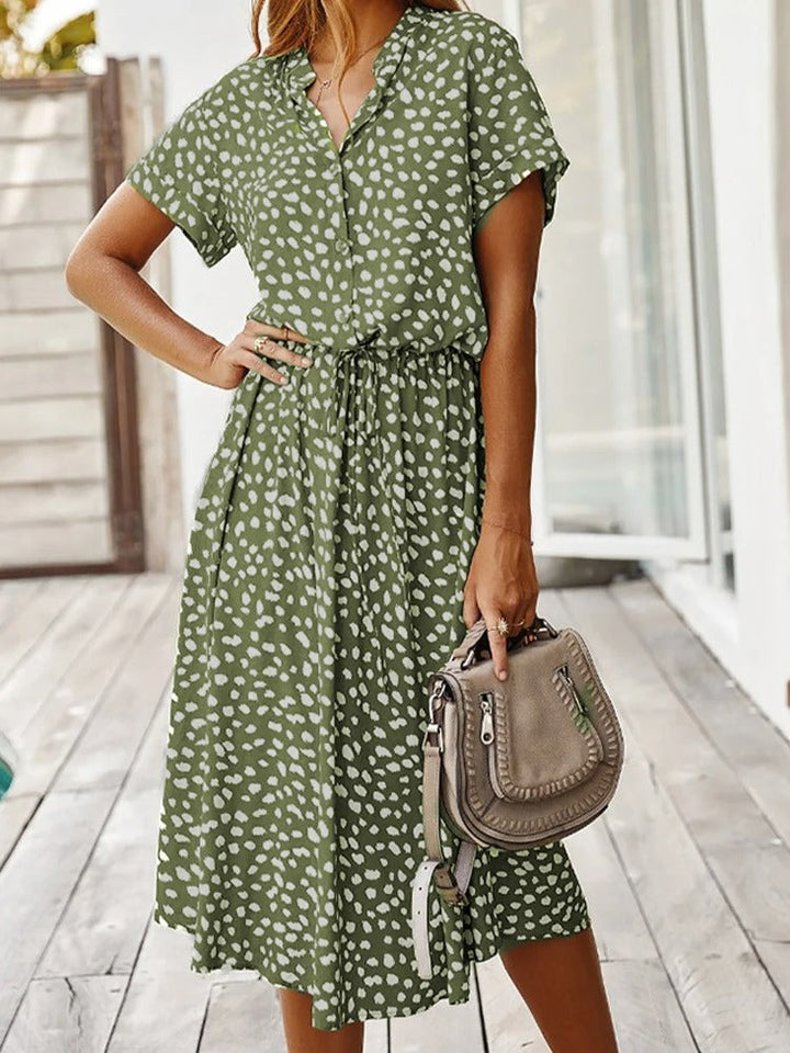 Lorvanna – Bequemer Sommerkleid mit stilvollem Print und kurzen Ärmeln