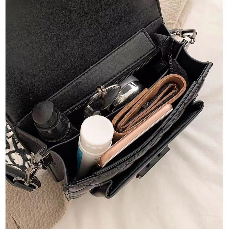 IsabellaZeitlose Anziehung | Stilvolle Schultertasche