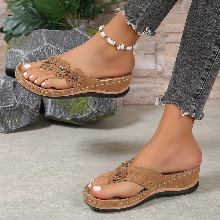 ALIA - Orthopädische Sandalen
