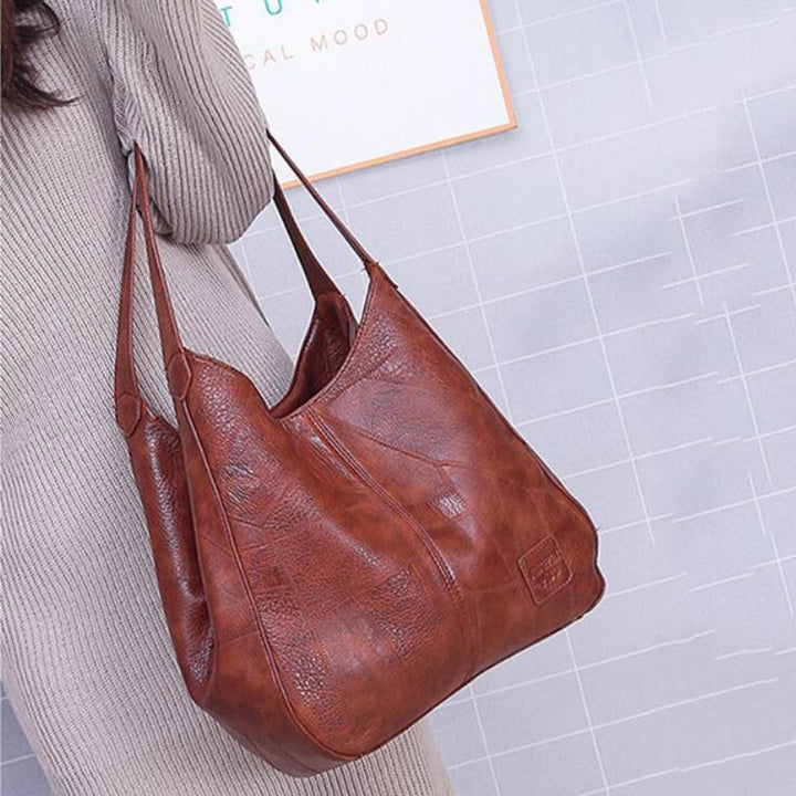PenelopeCharm | Vintage Schultertasche