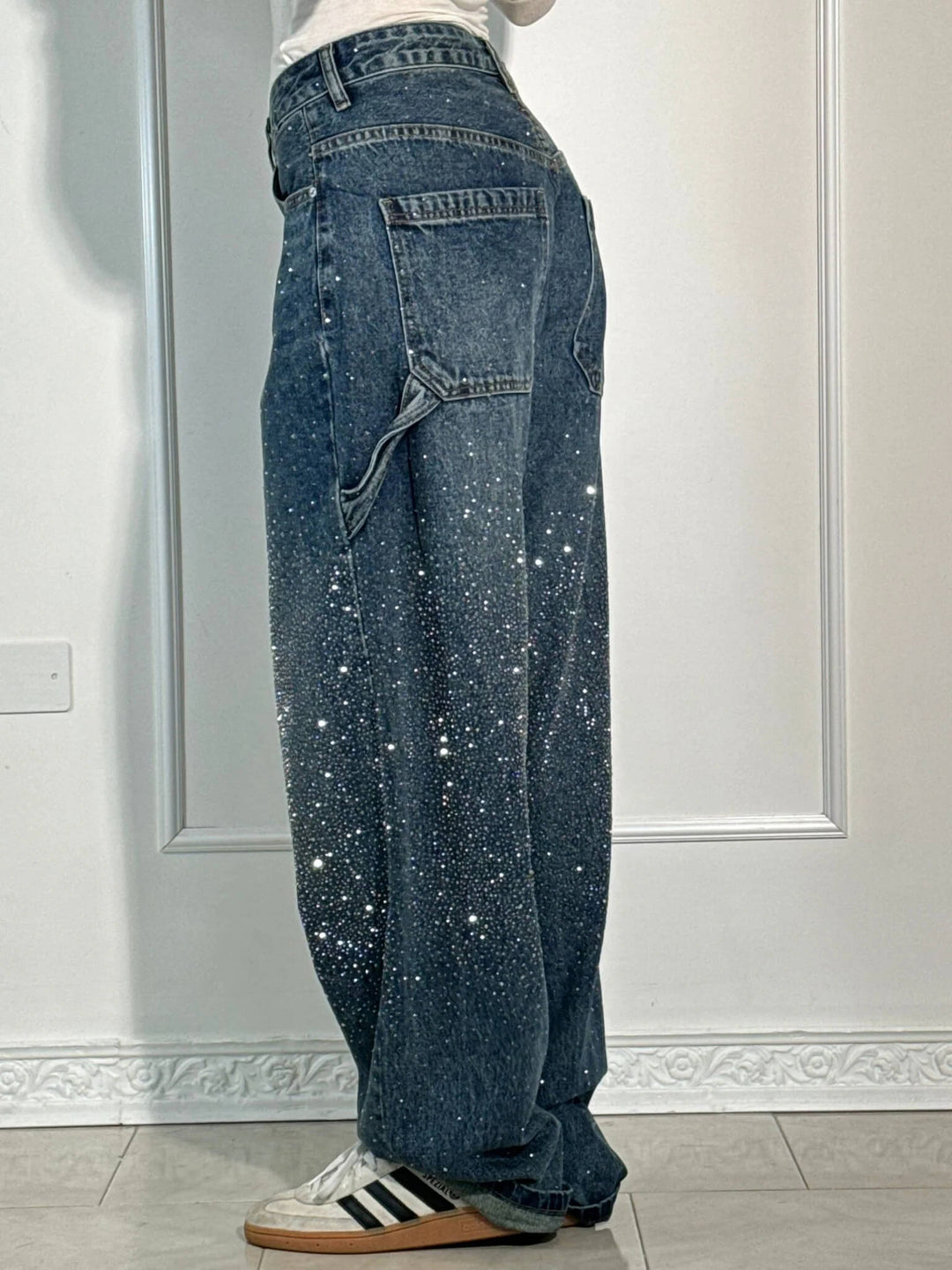 Nele | Hoch geschnittene Hose mit weitem Bein und Knopftaschen