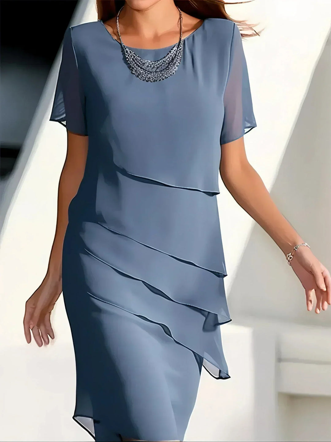 Mona  - Stilvolles Kleid mit Bauchbedeckung