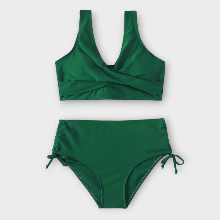 Irena - Elegante und schmeichelhafte zweiteilige Bikini