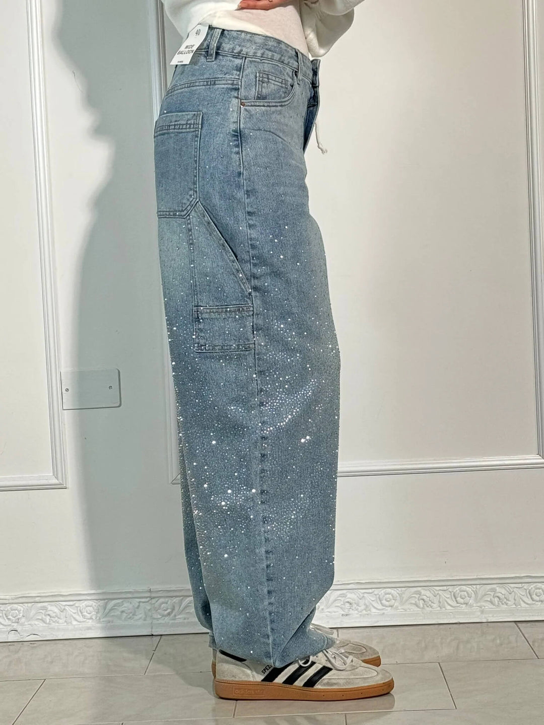 Nele | Hoch geschnittene Hose mit weitem Bein und Knopftaschen