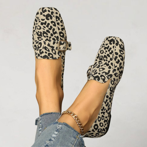 Zanika - Tägliche Loafers mit dekorativem Schnalle und Riemen