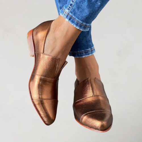 Słonika - Stylische Loafers mit verlängertem Zehenbereich und V-förmigem Schnitt