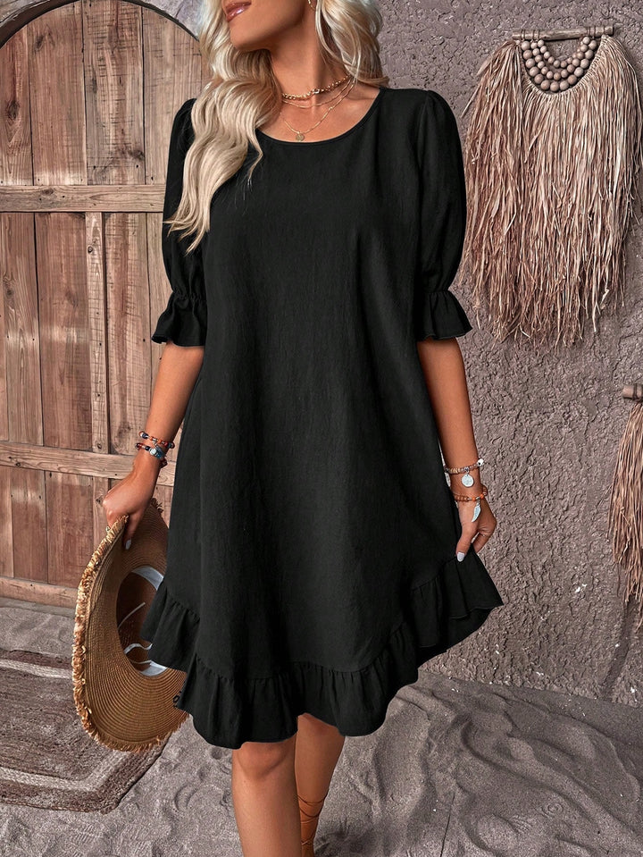 Isolde  | Stylishes Kleid mit Rüschensaum