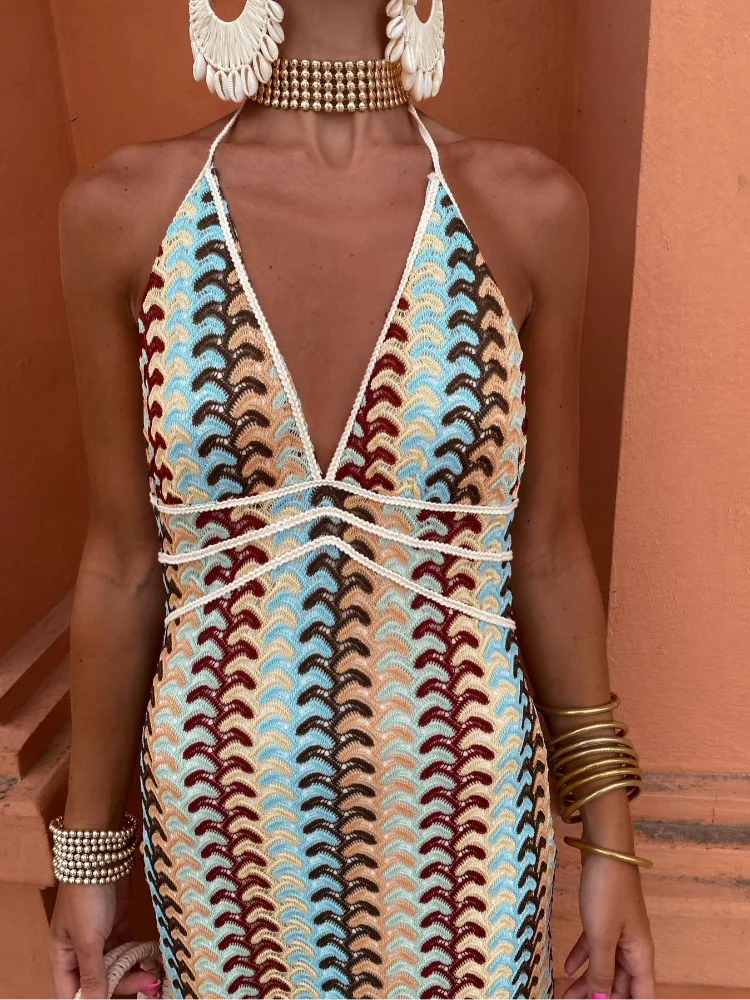 Roxanne | Rückenfreies Kleid mit Neckholder-Kragen