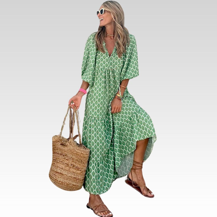 ILONKA UND STILVOLLES BOHO-KLEID