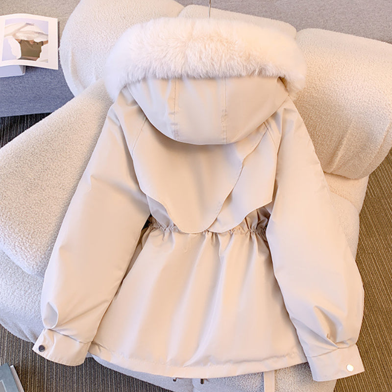 Armi  – Eleganter Wintermantel mit Fell