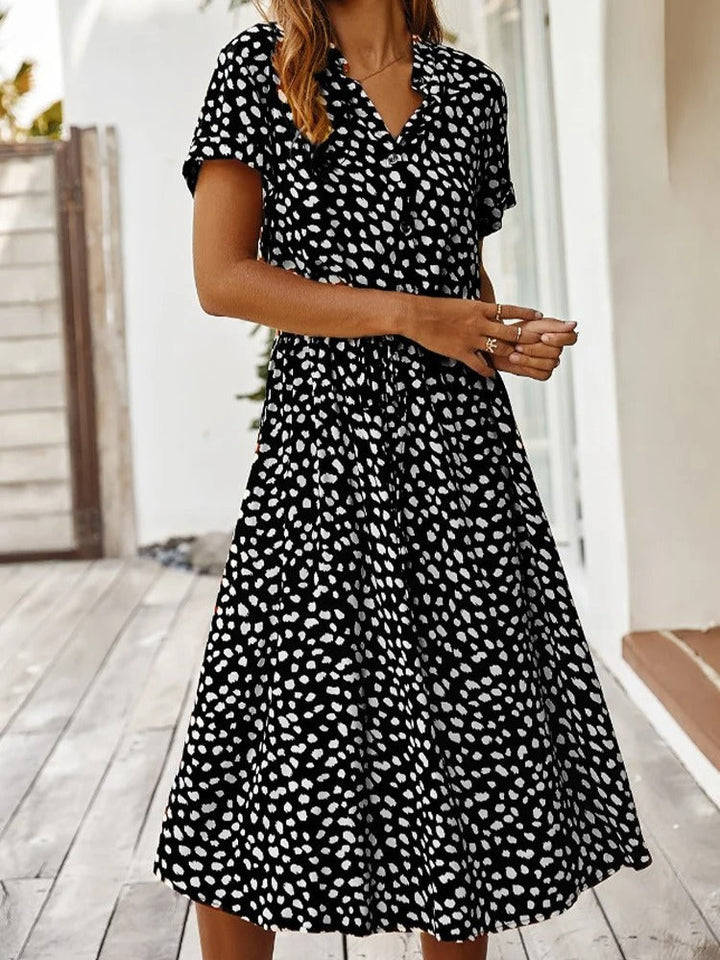Lorvanna – Bequemer Sommerkleid mit stilvollem Print und kurzen Ärmeln