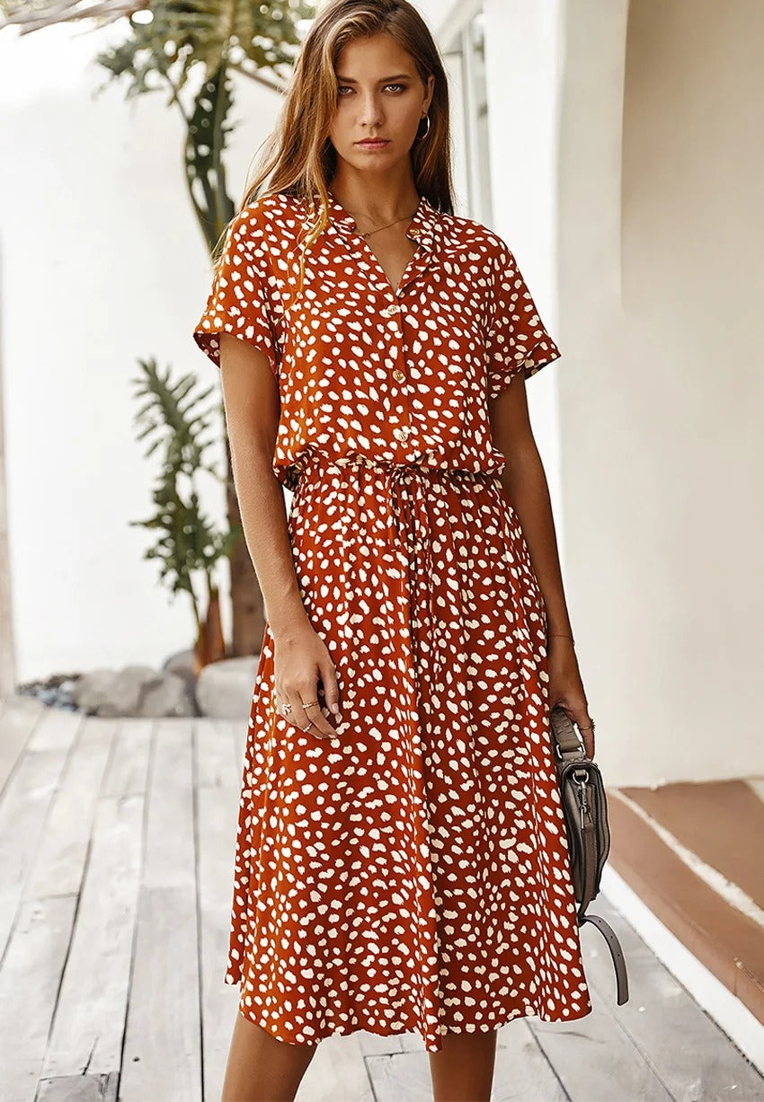 Lorvanna – Bequemer Sommerkleid mit stilvollem Print und kurzen Ärmeln