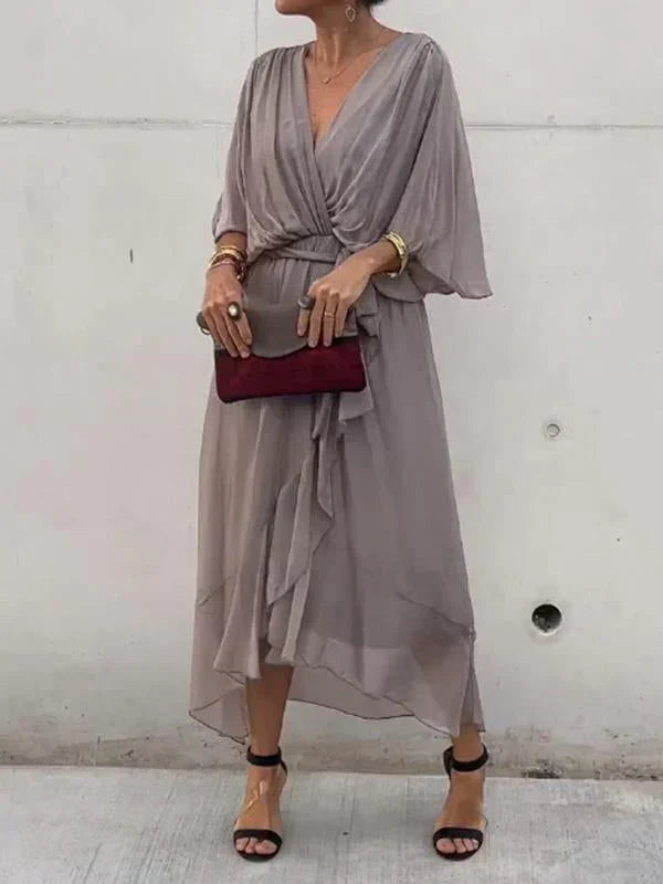 GINEVRA | Elegantes langes Kleid mit femininem Ausschnitt