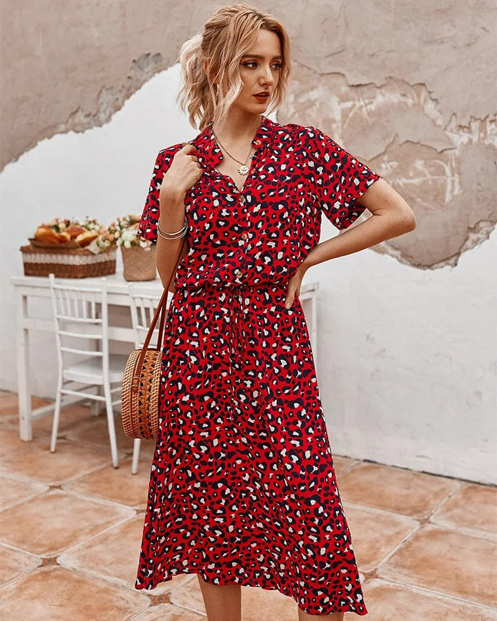 Lorvanna – Bequemer Sommerkleid mit stilvollem Print und kurzen Ärmeln
