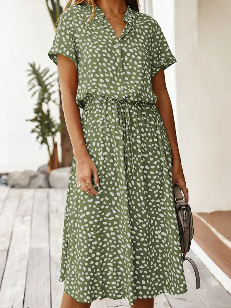 Lorvanna – Bequemer Sommerkleid mit stilvollem Print und kurzen Ärmeln