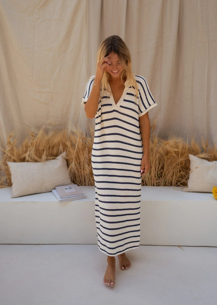 SOPHIA| DAS GESTREIFTE STRICKKLEID